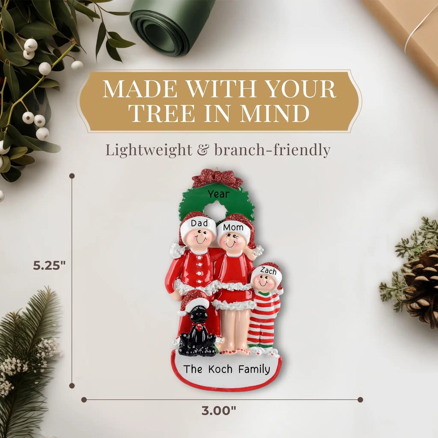 Adorno navideño de familia de 3 con perro negro