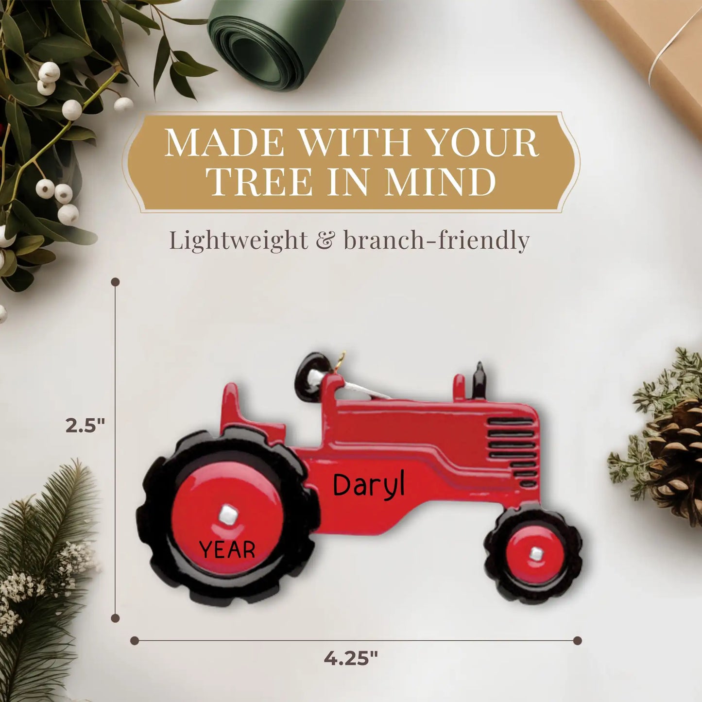 Adorno navideño de tractor rojo