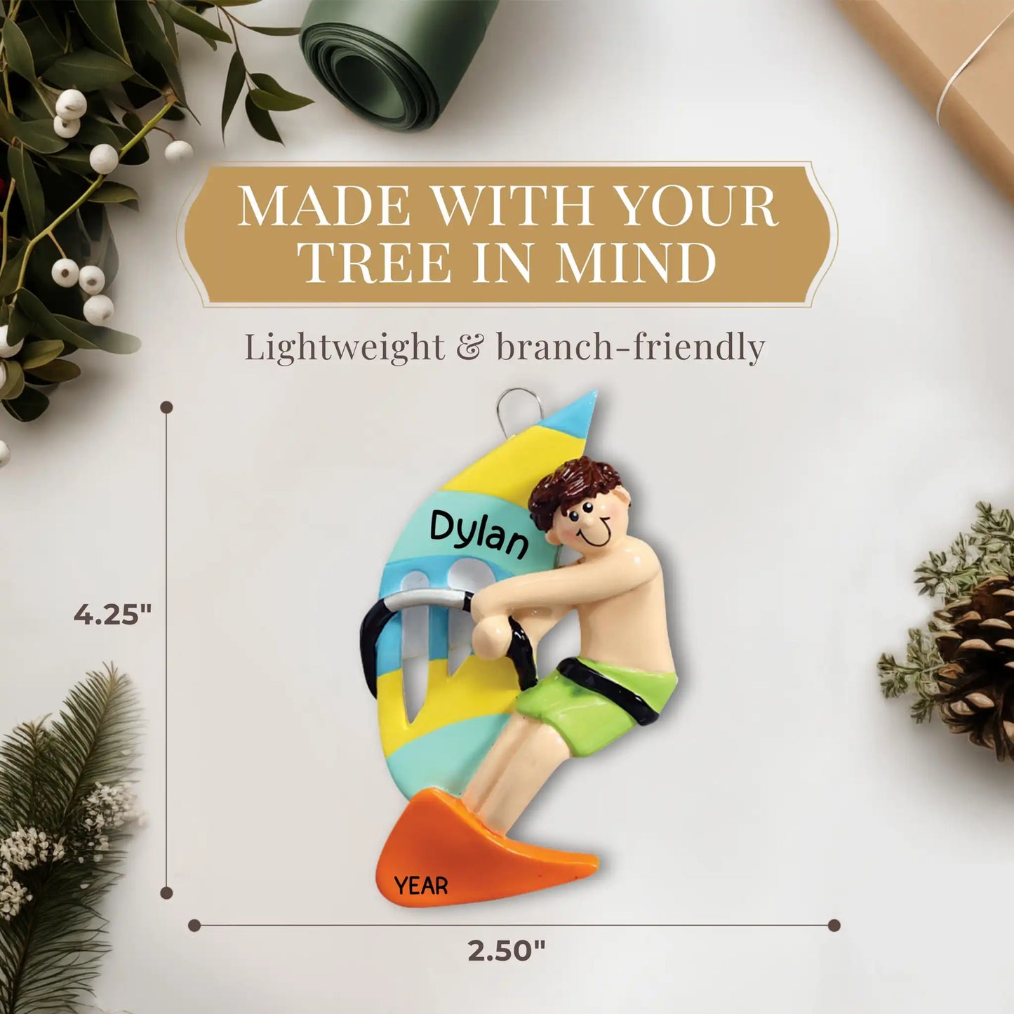 Adorno personalizado de chico practicando windsurf