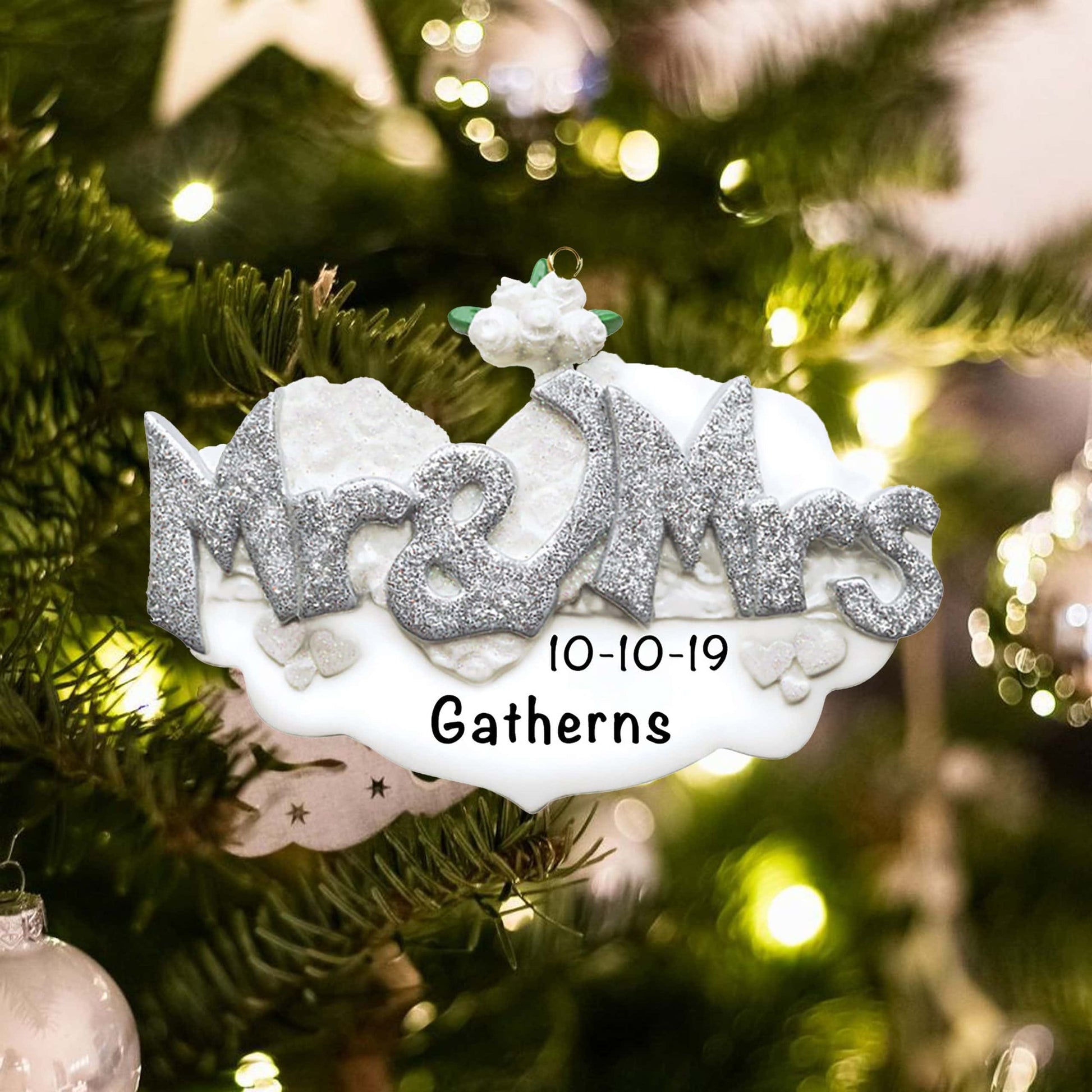 960 Personalized Mr and Mrs Wedding Christmas Ornament