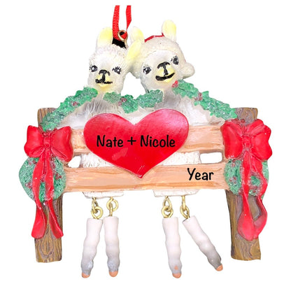 A1935 Llama Couple Personalized Christmas Ornament