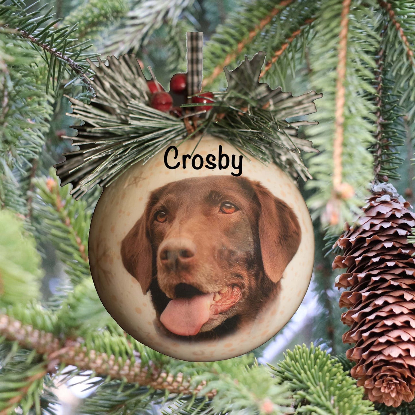 D3989-1 Brown Labrador Retriever Decoupage Christmas Ornament