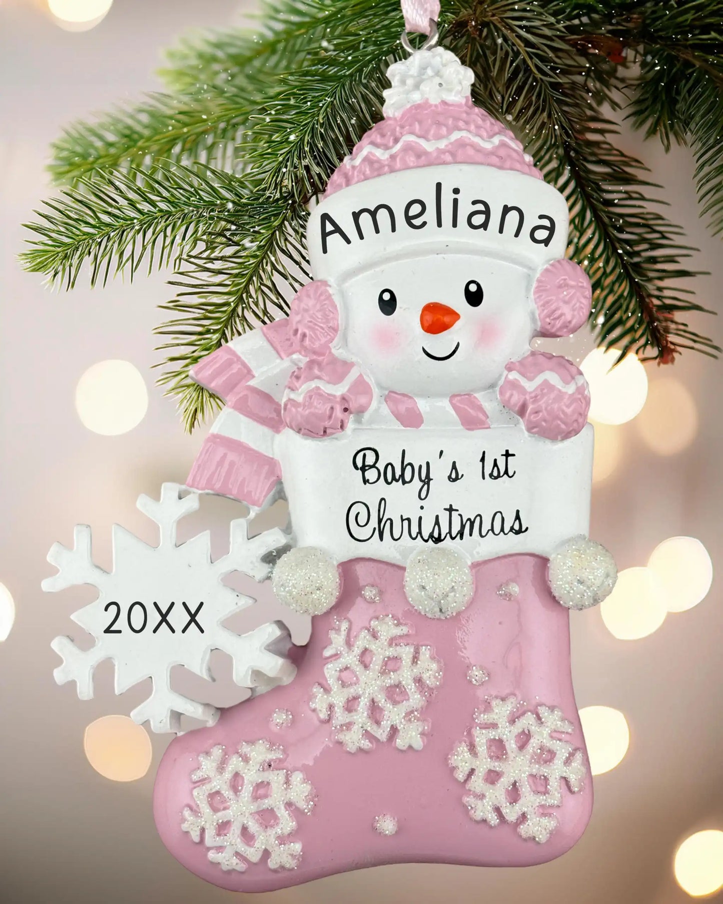 Adorno personalizado para la primera Navidad de niña: Muñeco de nieve rosa 