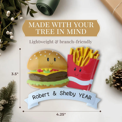 Adorno navideño de hamburguesa y papas fritas