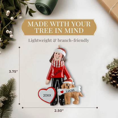 Adorno personalizado de mujer con perro