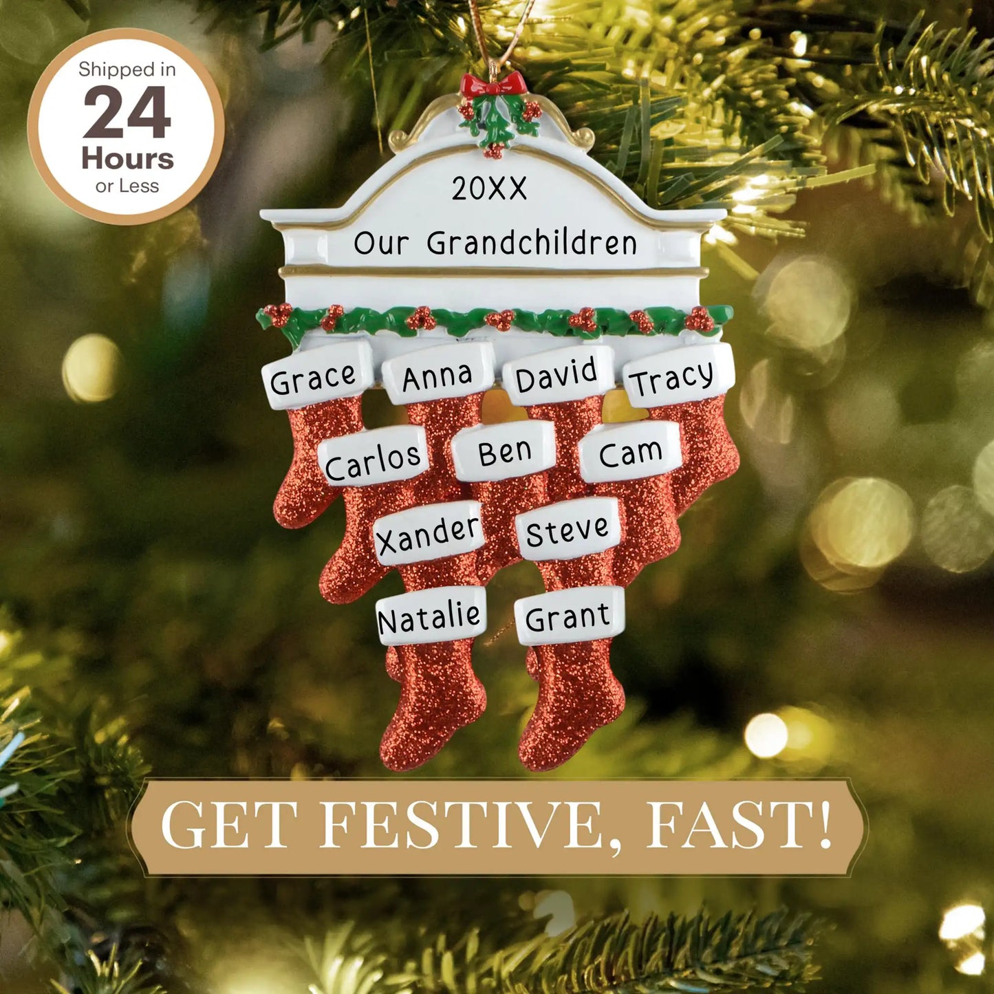 Adorno personalizado de la familia de 11 con medias rojas 