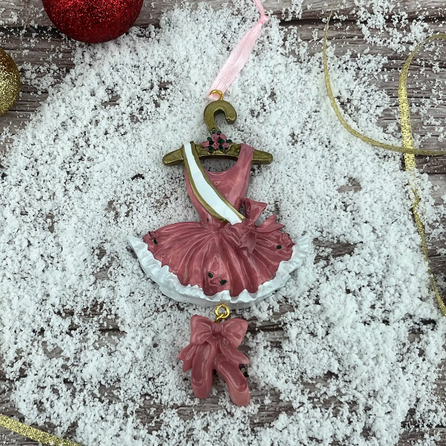 Adorno navideño de vestido de bailarina